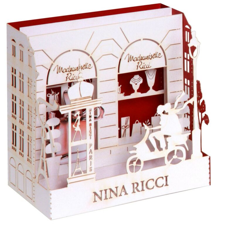 Diorama en découpe laser pour Nina Ricci