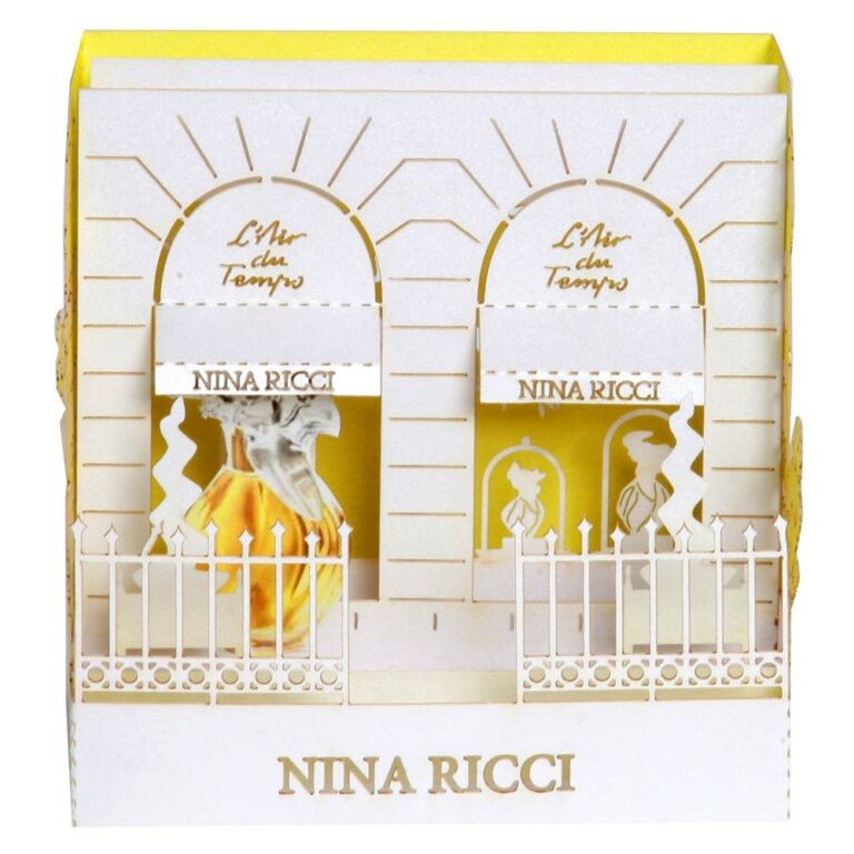 Prototype de diorama en découpe laser pour Nina Ricci